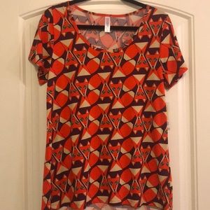 LulaRoe Classic T - Medium